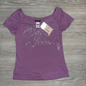 Guess Lavender Short Sleeve Scoop Neck Tee with Rhinestone Logo Large